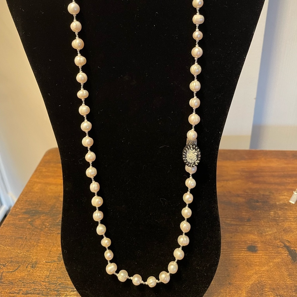 Exquisite fresh water pearls sautoir black rose silver sterling beads cameo